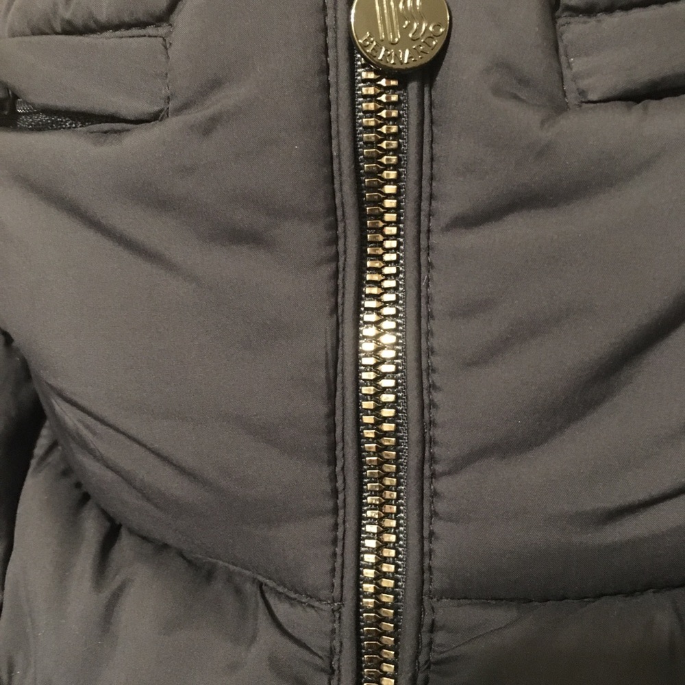 Bernardo Packable Jacket/Coat - Picture 6 of 7